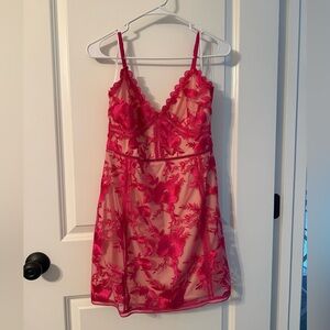 Lulus Party Pretty Hot Pink Lace Sleeveless Bodycon Mini Dress size Medium